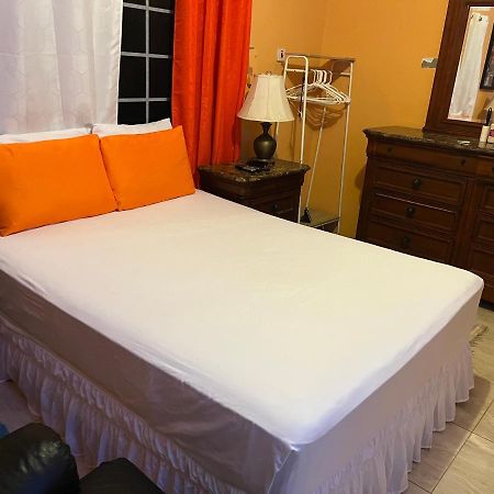 Cool Breeze Mobay Apartment Montego Bay Exterior photo